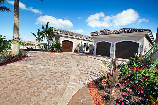 Best Local Driveway Pavers  in Wildwood, FL